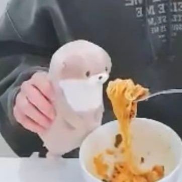 ohkidult's profile picture. 한/eng | sometimes i draw | 잘 부탁드립니다 ☆
행복하게 살자