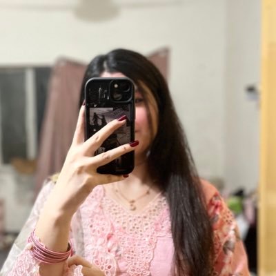 SaniaUmer9's profile picture. Muslim Allahamdullilah ❤️ ♒ Credentialing Specialist 📑💻 Working to make myself proud🍀