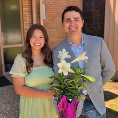 _kueck's profile picture. 1 Peter 3:15 • Faith, Love, Sports • Teacher & Coach BMS 🐻 • TSU Alumni