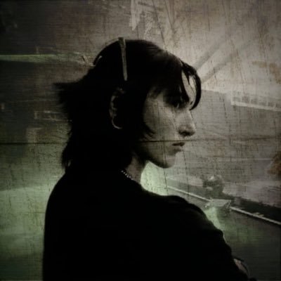 RhealisticL4B's profile picture. 