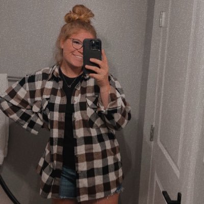 kompelien_b's profile picture. 