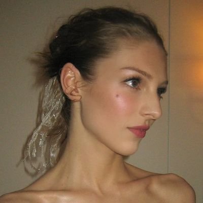 lulspie's profile picture. just your local uncle niece shipper 🥀 and haladriel shooter 🌸 jellyfish 🪼 20+ | minors dni