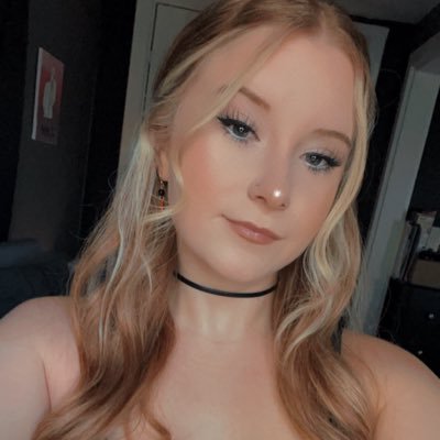 caitlyntanner16's profile picture. 