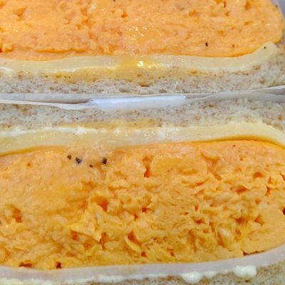 Teshi_yade's profile picture. お笑い関係の呟きたいことガッツリ呟く、ラジオ、たまに撮影した写真が上がるかもしれない    1番行くお笑いの現場はカラタチ関係だと思われる スタミナパンもだいぶ好き @Teshigawara2424  の別アカ  アイコンは美味しかった厚焼き玉子サンド