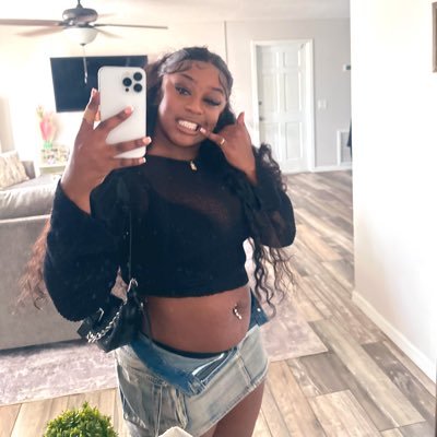 👻: itsdemetriaaa 📸: Demetriaa___