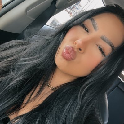 YoriFlower's profile picture. Hello