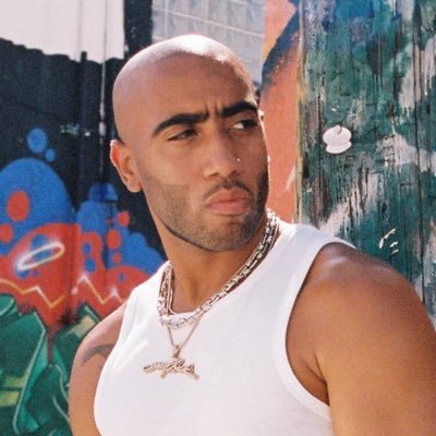 Bizzy Crook Profile