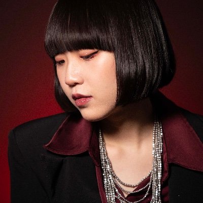 21歳 慶應仏文/現代思想 @voodoo_club_ @rokuropottery のベース WEB DONUTにて毎月コラム連載中↓