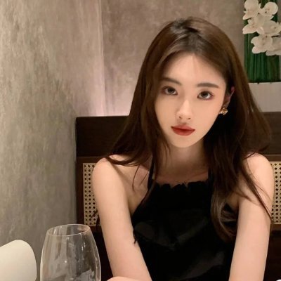 LoriPyse53956's profile picture. 