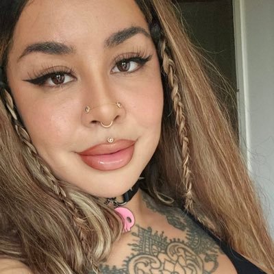 Femdom Queen mother & Tons of content, * 18+ only! | No tribute=No Response| Tribute $50 https://t.co/gomrCoNfNS