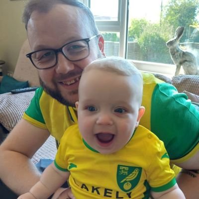 My life is an open book. But it's very poorly written and I die in the end.
⚽️💛💚
#NCFC