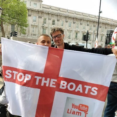 Norwich man - Folkestone chap. Lifelong NCFC supporter, Patriotic YouTube misfit and cat dad. Stop the Boats! #FREETOMMYROBINSON