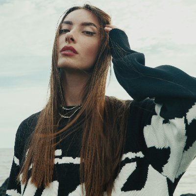 EmmaGennext's profile picture. 