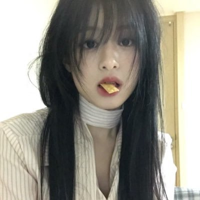 fluyujeans0's profile picture. a psychology student, tu - (1st year)