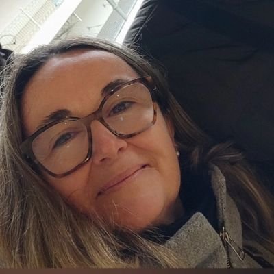 mloscos's profile picture. mamá de dos pichones, TCAE de formación, administrativa de profesión 🇪🇸