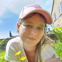 clare hurst (@churst57209) 's Twitter Profile