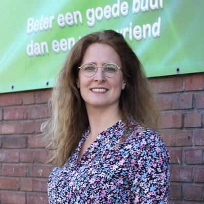 Raadslid ChristenUnie/SGP Den Haag, woonachtig in Leyenburg, getrouwd en moeder van 4, Lijsttrekker ChristenUnie/SGP bij GR2022