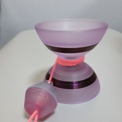お正月からヨーヨー始めました。
優しい方々に色々教わりながら楽しんでます。
2025年8月2日ヨーヨー検定総合3級合格!
ヨーヨーやってる方や特に南埼ヨー会参加者様いましたらぜひ仲良くしてください!