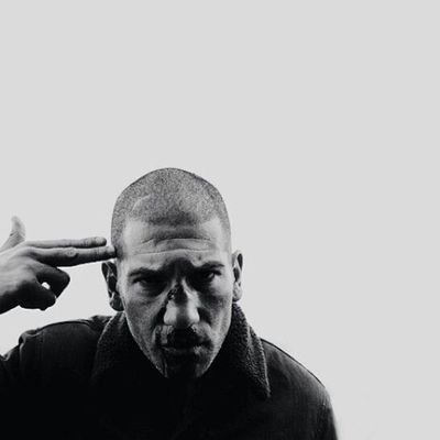 EffortlsvXI's profile picture. 死