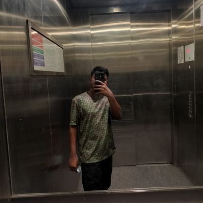 Sa_ch_in__94076's profile picture. Voice for the people, vision for the future. 🌍 #LeadershipInAction #FuturePolitician