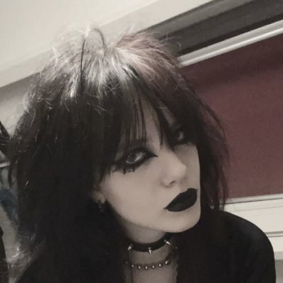 _shugetsu_'s profile picture. times blurred, particularly when the teacher