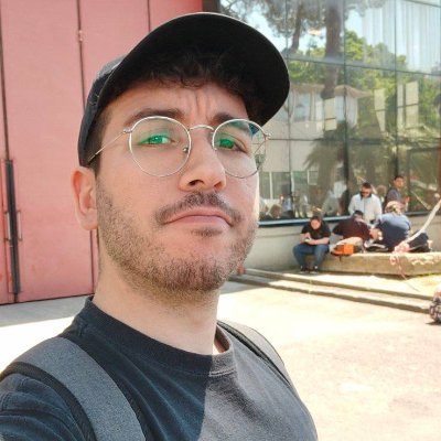 #1 fan dei bonsai, video producer per https://t.co/s9y5EyCG2g; ho scritto di videogiochi per @TomsHWItalia, @GameStopItalia