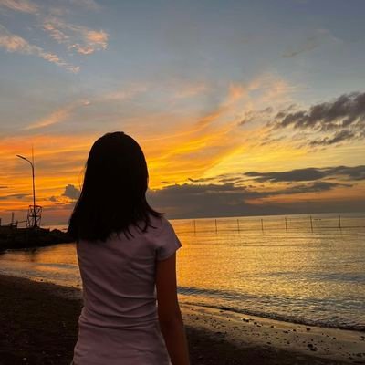 yvs_lxy's profile picture. 