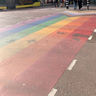 kiri_azabu's profile picture. 20↑ たまにつぶやく 女2人暮らし