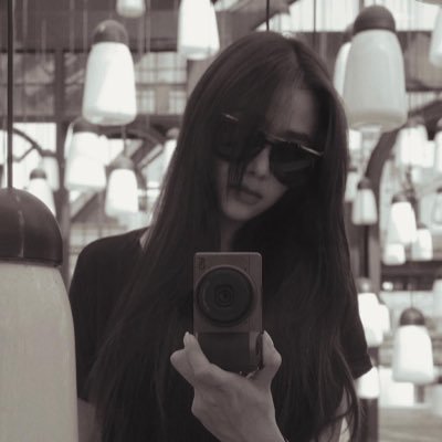 🎞️, •••