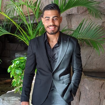 peterboshra100's profile picture. 