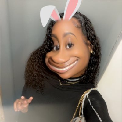 Ludmilv_Mf's profile picture. 🍯