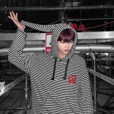 he/him | mostly njz & zb1 ‧₊˚❀༉‧₊˚. multi stan | collects dani & gunwook 🪽 | #zerokkireceives 🩵
