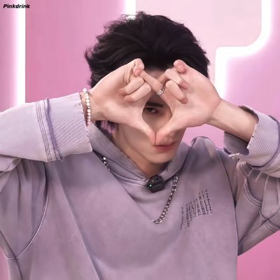 dylanlu1220's profile picture. all for dylan， busy but still love Dylan forever