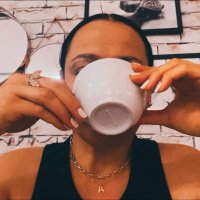 Andrea (@eandreaja) 's Twitter Profile