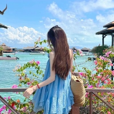Ashley876341's profile picture. Passionate about climbing, travel, and history 🏛️ | Fashion & food lover | Enjoying coffee, parks, and sports | Always with a book in hand 📚☕. #TravelDiaries