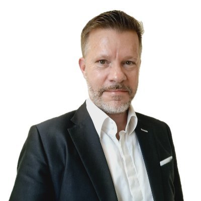 Sr Software Sales Executive
Profil hybride pro / perso
#goodvibesonly
#livewithcare
J'essaye d'avancer humblement vers la sagesse et la connaissance.