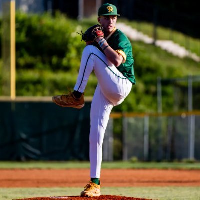 2028 | 6'2 185 | ⚾ -RHP/SS - 88 TFB @ACR_Baseball
| @PerfectgameUSA '28 Tourney 1st Team All-American
|🏀-SG @ACRMensBBall duncan.carver.2028@gmail.com -4.4 GPA
