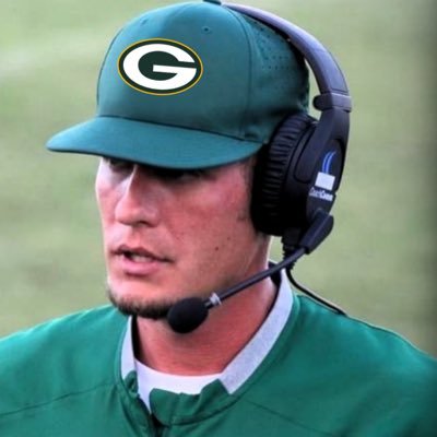 WR Coach for @GHSWaveFootball • CTE Teacher • Baseball/Basketball Official • Masters Educated • Coach for @TNSelect7v7 • #TitanUp Season Ticket Member