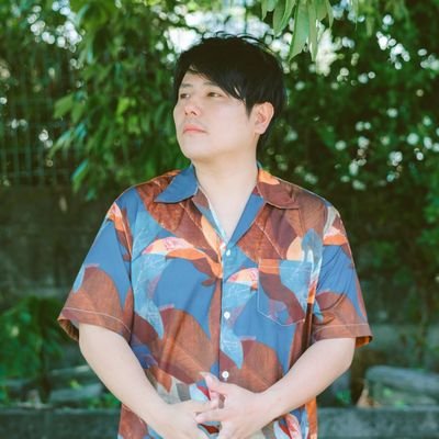 映画監督。沖縄市観光大使。PROJECT9所属。東京支社あります。監督作→
堤真一×山田裕貴ダブル主演『木の上の軍隊』FOD「GOTH 」(演出・脚本協力)桐谷健太主演『ミラクルシティコザ』 服部樹咲×尾野真千子出演『おかあの羽衣』
※問い合わせはお気軽にDMください。