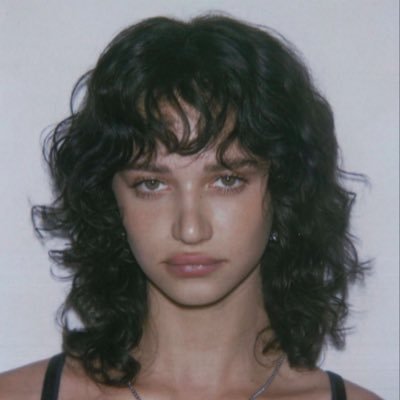 sikimdenasakp's profile picture. mentally somewhere else