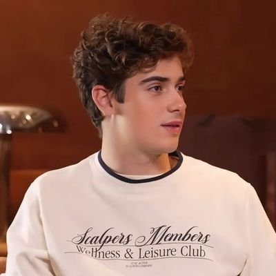 guilleacuadros's profile picture. 'ustedes disfruten que yo me estoy aburriendo' | OP81, FC43, CL16, PG10 | she/her | 24 ✨