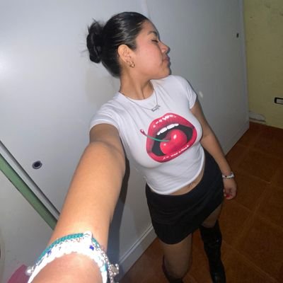 evveajaya_'s profile picture. 🍃 ☕️🌷✨️