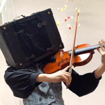 Yuuyakemoti042's profile picture. トランク頭🧳の異形頭です！
気の向いたときに写真投稿してます！
#トランク頭
無断転載、自作発言等禁止