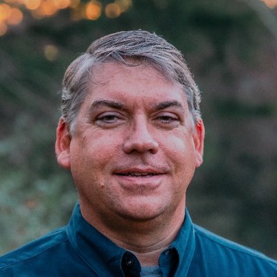 Guy in TX. Married to a girl. Got 4 kids. Keeping real w/ God. Oh, and I also do distributed graph databases.