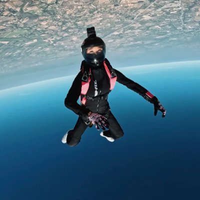 ywwm_dy's profile picture. Where wind meets soul and silence becomes motion. 🪂 I believe in collecting perspectives, not things and wearing courage like a second skin. 🌤️🌿