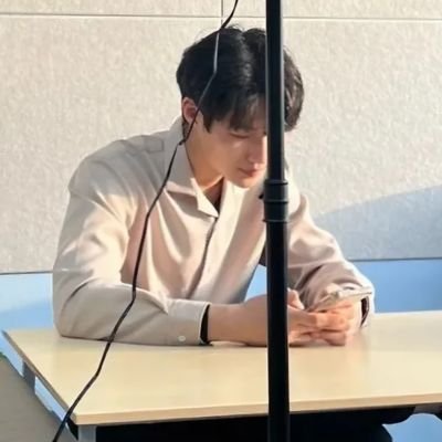 2n / 184
헬스, 제과, 바이크, 연극 배우, 모델, 오타쿠, 고양이, ENTJ 디엠 잘 안봐요!!