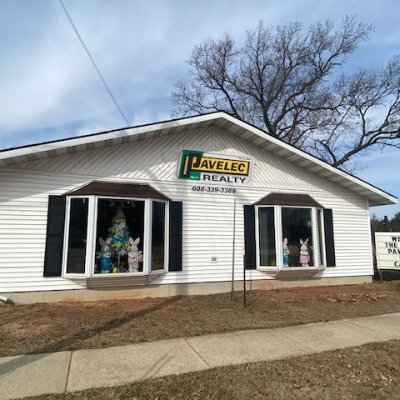 PavelecRealty's profile picture. Serving all South Central Wisconsin Counties! 
Reach out to us at Info@PavelecRealty.com or
608-339-3388 
 #PavelecRealty #AdamsCountyWI
Broker | Realtor®