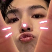 벤스🌻 (@3y_un1ver2e) 's Twitter Profile