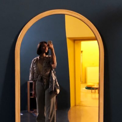 uglyandbeauty_'s profile picture. Cat 🐱 | trapped in human body |👩🏻‍🔬