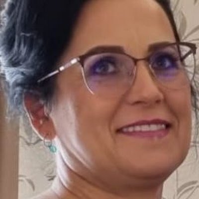 AnaMariaRo51207's profile picture. 